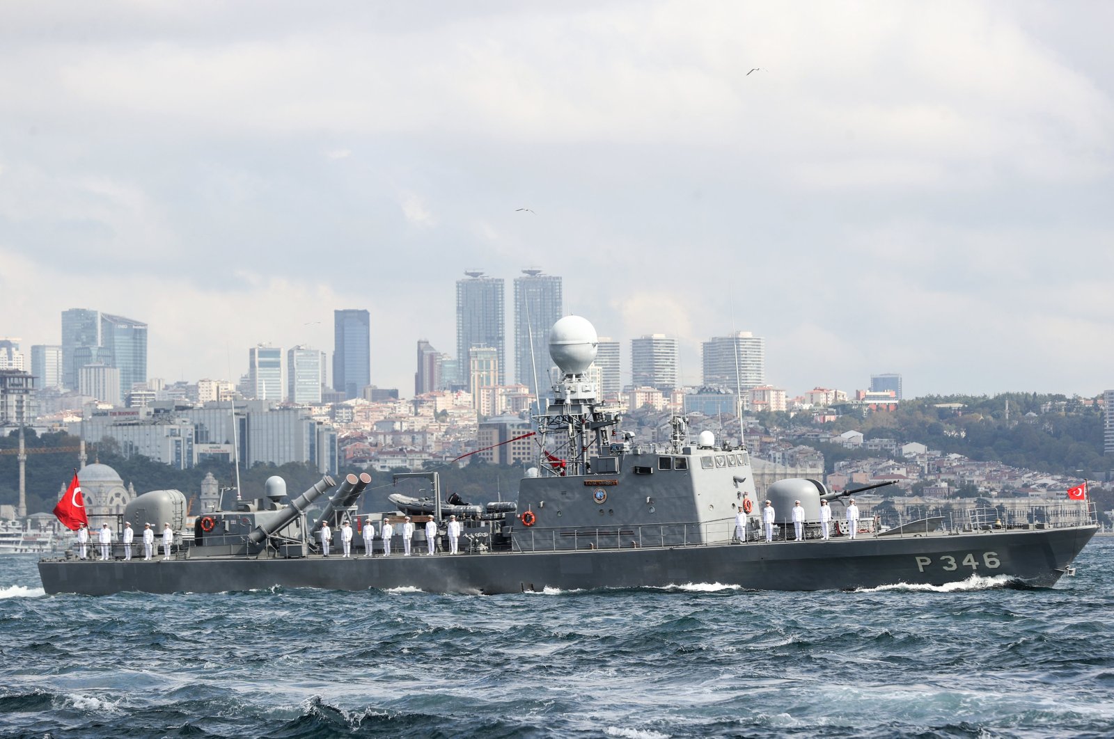 The TCG Gurbet, a Turkish Naval Forces&#039; fast attack craft, participates in a ceremony to mark Naval Forces Day in Istanbul, Türkiye, Sept. 27, 2023. (AA Photo)