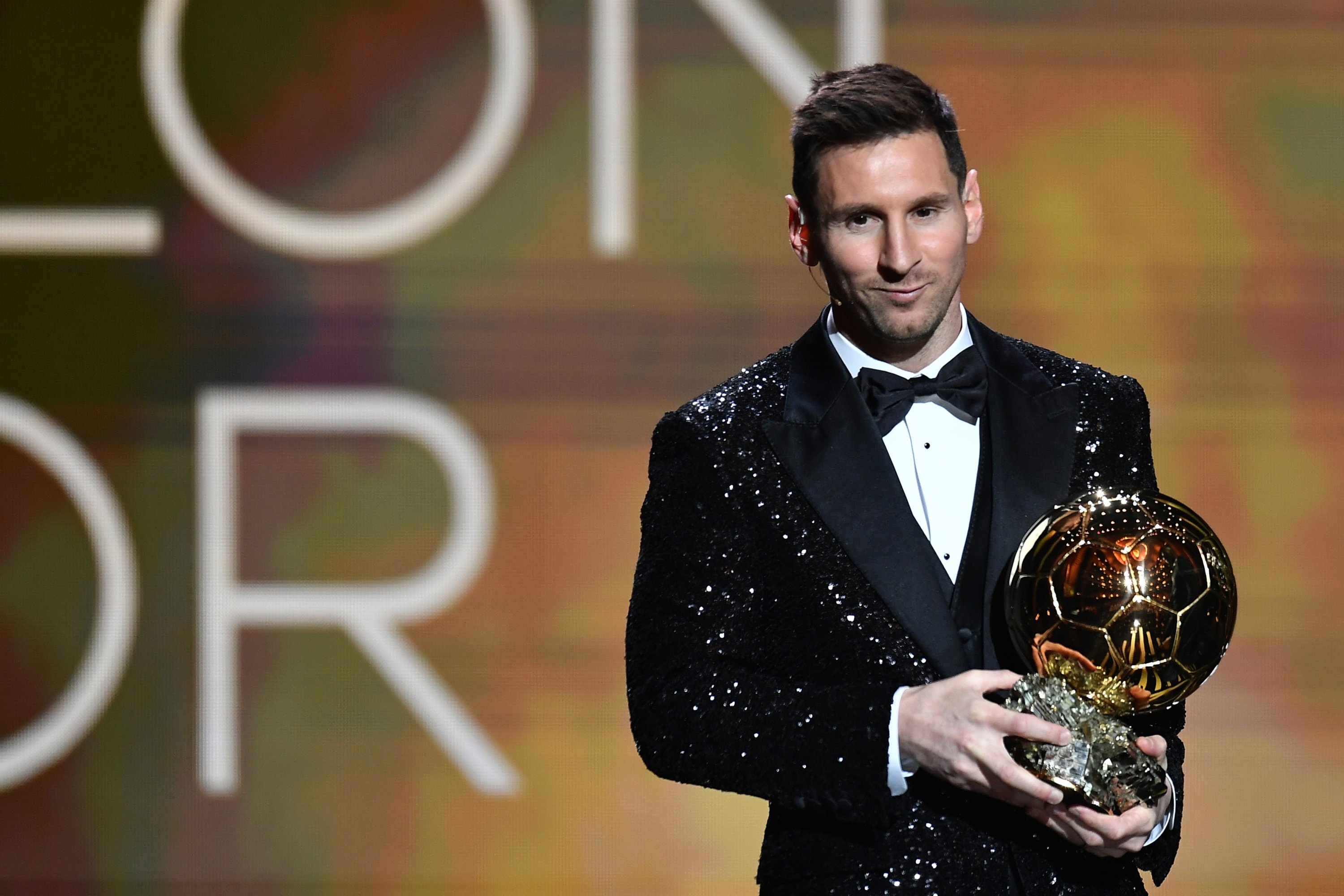 Lionel Messi favorite to clinch recordextending 8th Ballon d’Or