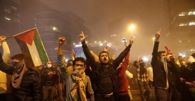 Pro-Palestinian demonstrators shout slogans during a protest, after hundreds of Palestinians were killed in a blast at Al-Ahli hospital, Istanbul, Türkiye, Oct. 17, 2023. (Reuters Photo)