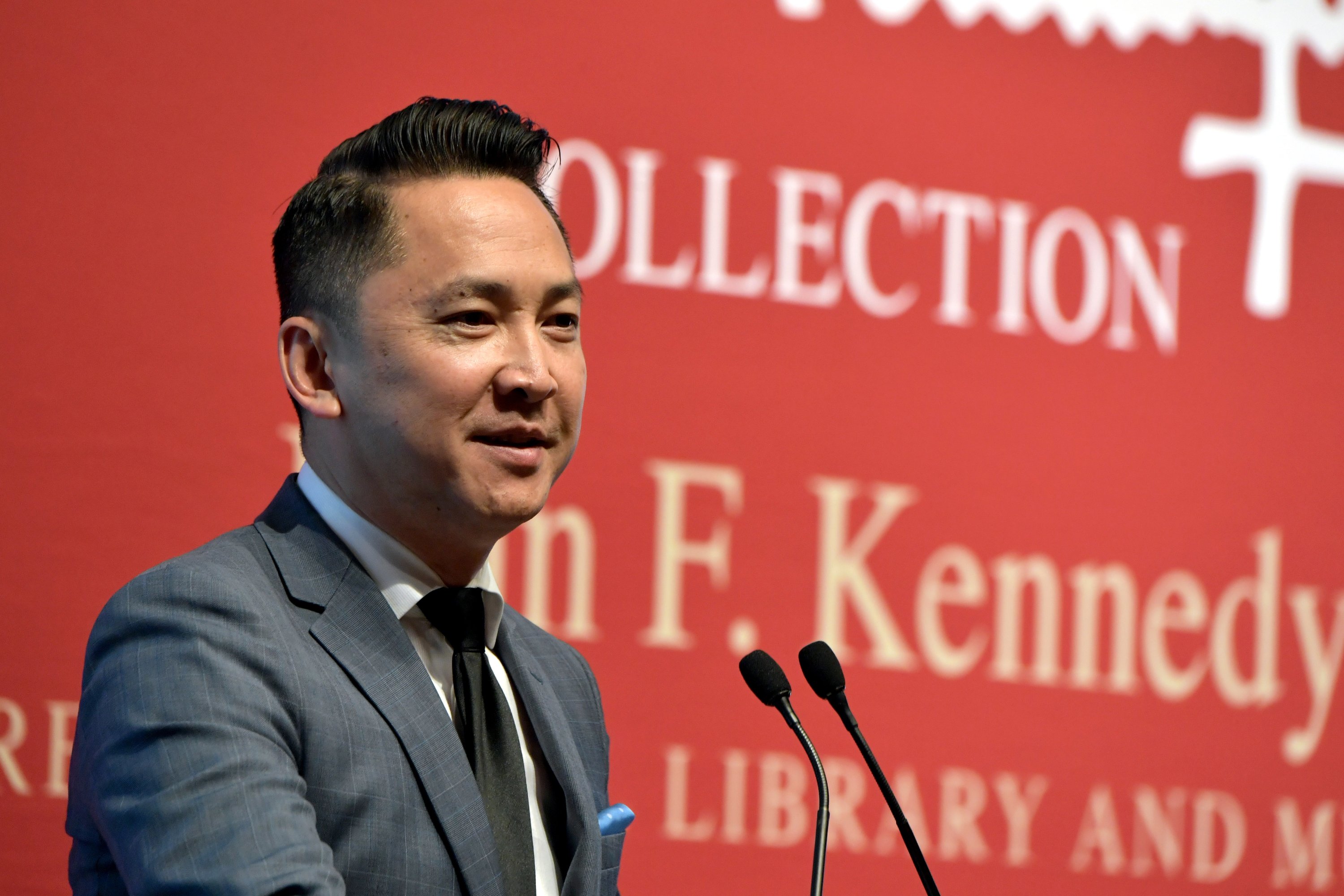 Lisbon] Luso-American Development Foundation  Meet the Author: Pulitzer  Prize Winner Viet Thanh Nguyen - Viet Thanh Nguyen