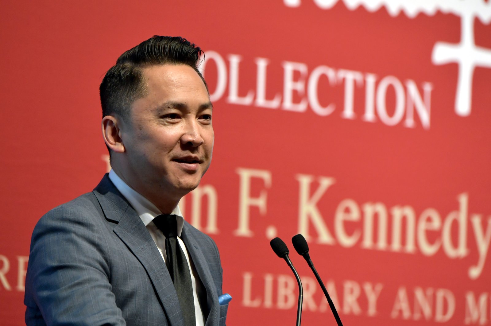 Pulitzer Prize-winning author Dr. Viet Thanh Nguyen speaks at the PEN/Hemingway 2019 Award Ceremony at The John F. Kennedy Presidential Library And Museum in Boston, Massachusetts on April 7, 2019. (Getty Images, File Photo)