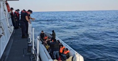The coast guard rescues 78 irregular migrants off Izmir province&#039;s Seferihisar district, Türkiye, Oct. 18, 2023 (AA Photo)