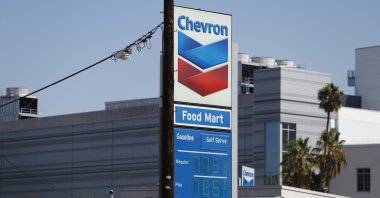A Chevron gasoline station displays gasoline prices in Los Angeles, California, U.S., Oct. 2, 2023. (EPA Photo)