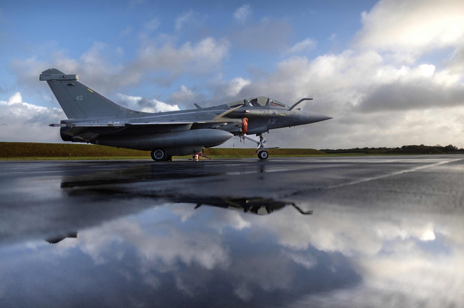 This photograph shows a French multirole fighter aircraft Rafale F4 on the ground of the French navy air base of Landivisiau, northwestern France, Oct. 19, 2023. (AFP Photo)