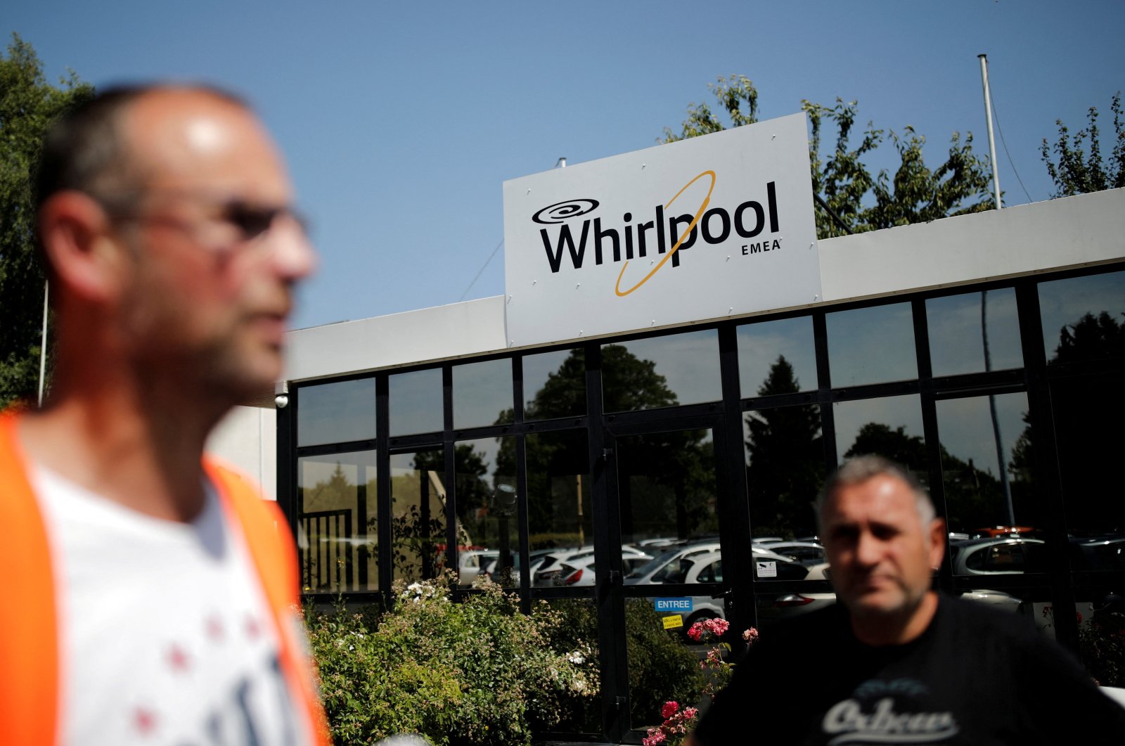 Employees at the Whirlpool company plant in the northern city of Amiens, France, June 14, 2017. (Reuters Photo)