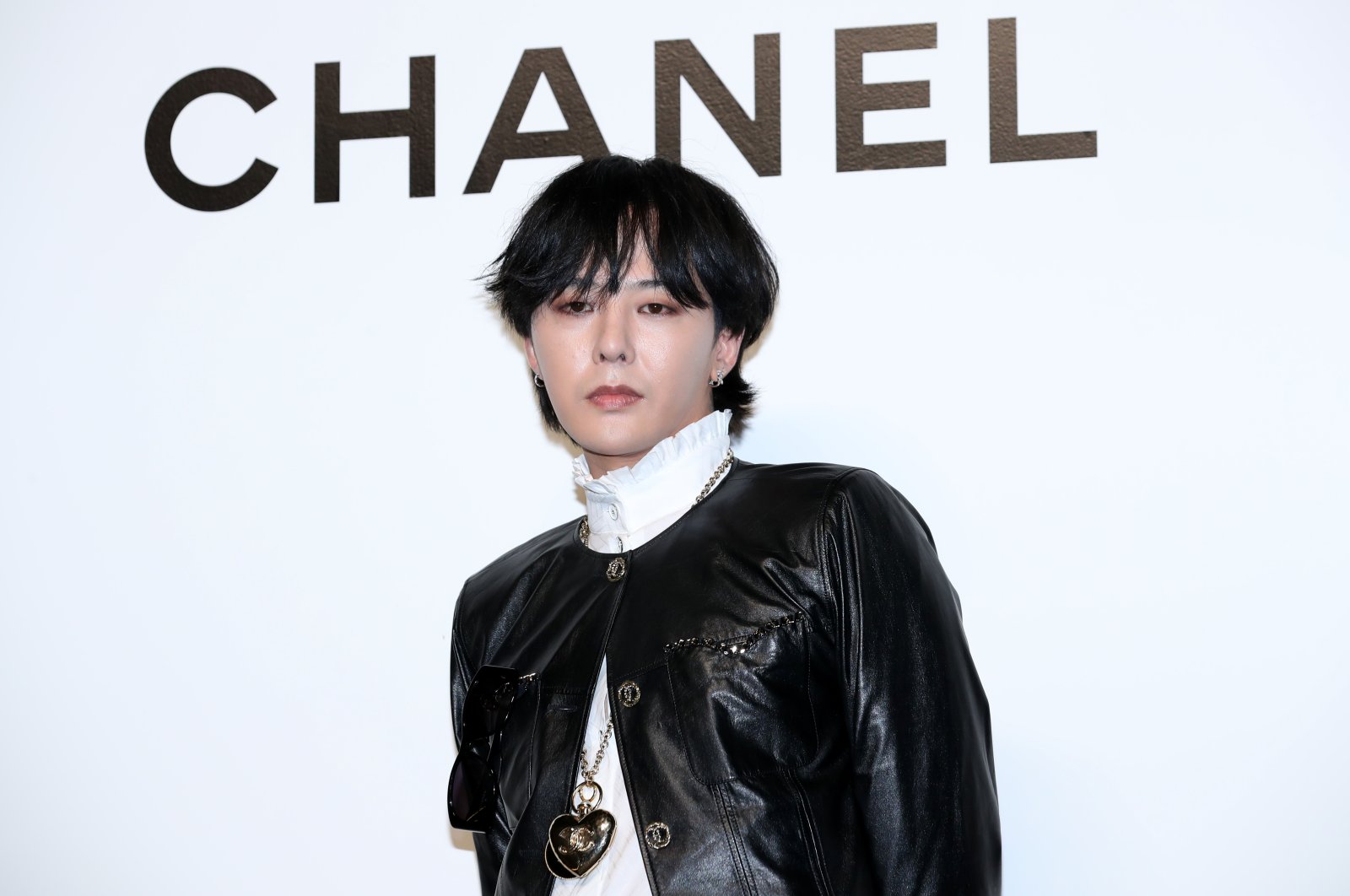 G-Dragon attends the &quot;Chanel x Frieze&quot; cocktail reception, Seoul, South Korea, Sept. 6, 2023. (Getty Images Photo)