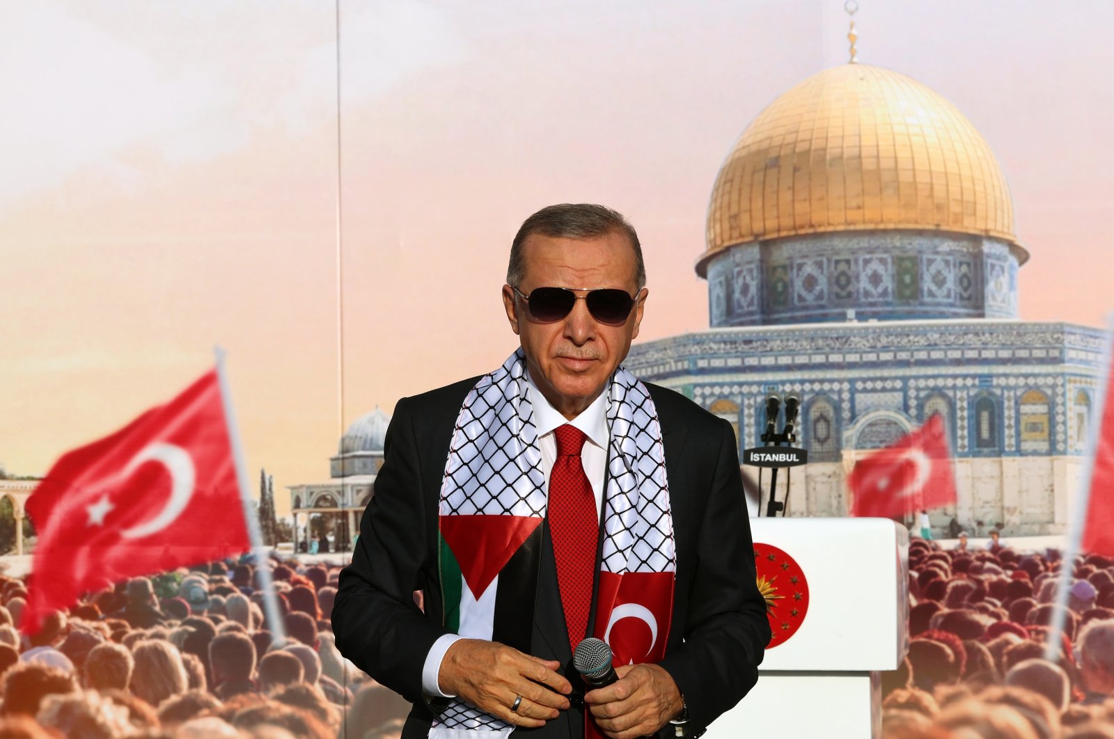 Turkish President Recep Tayyip Erdoğan attends a meeting in Istanbul, Türkiye, Oct. 28, 2023. (DHA Photo)