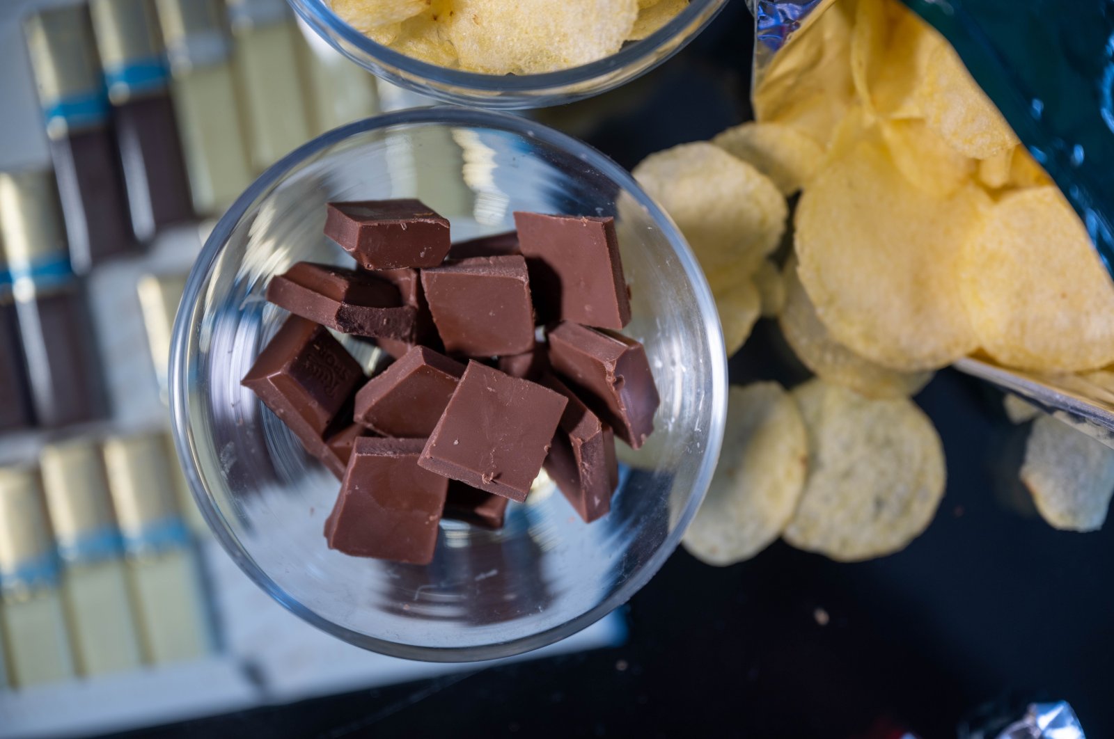 Snacks and sweets can cause cravings similar to those caused by alcohol and cigarettes, according to scientists in Brazil, Spain and the U.S. (dpa Photo)