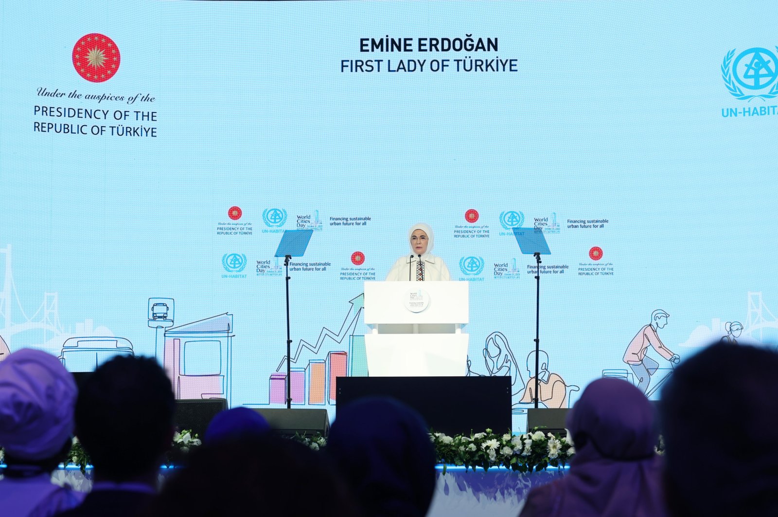 First lady Emine Erdoğan speaks at the World Cities Day event, in Istanbul, Türkiye, Oct. 31, 2023. (AA Photo)