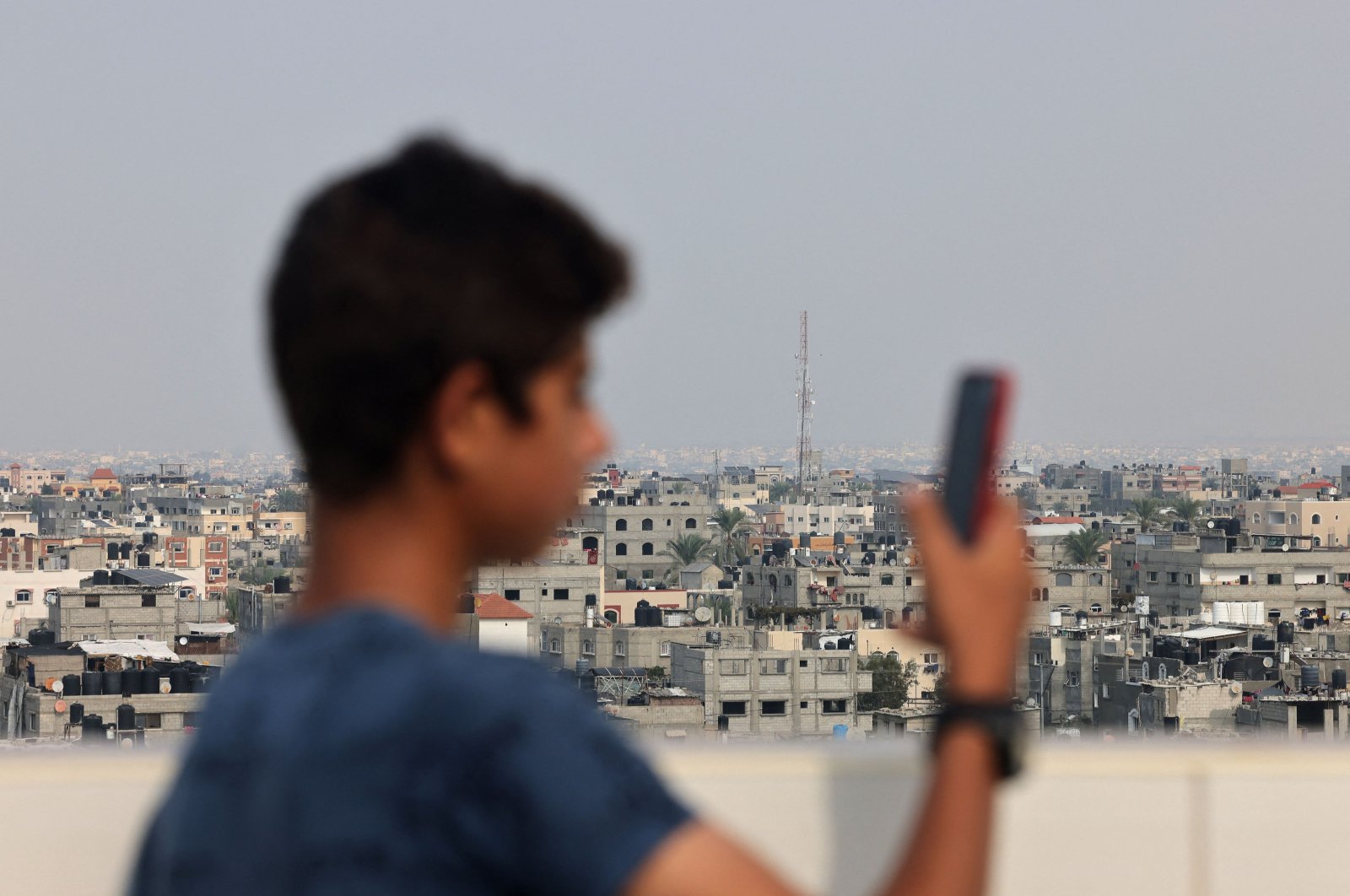 An antenna of a communications tower is pictured in Rafah, southern Gaza Strip, Palestine, Oct. 28 , 2023. (AFP Phto)