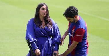 Sara Arfaoui, wife of Ilkay Gündoğan, during the presentation of her husband as a new FC Barcelona player, Barcelona, Spain, July 17, 2023. (Getty Images Photo)