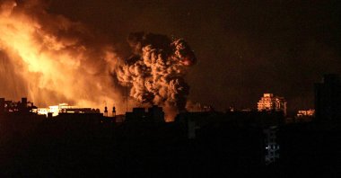 Smoke rises following Israeli airstrikes in the northern Gaza Strip, Palestine, Nov. 5, 2023. (EPA Photo)