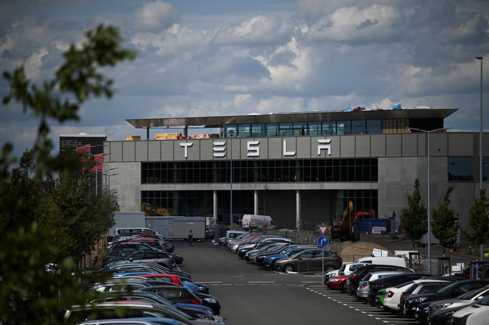 A general view of electric car manufacturer Tesla&#039;s Gigafactory Berlin-Brandenburg in Gruenheide, Germany, July 18, 2023. (Reuters Photo)