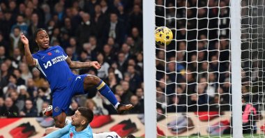 Chelsea's Raheem Sterling scores an offside goal during the English Premier League football match against Tottenham Hotspur, London, U.K., Nov. 6, 2023. (AFP Photo)