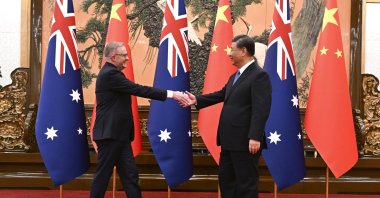 Australian Prime Minister Anthony Albanese (L) meets with Chinese President Xi Jinping at the Great Hall of the People in Beijing, China, Nov. 6, 2023. (AP Photo)