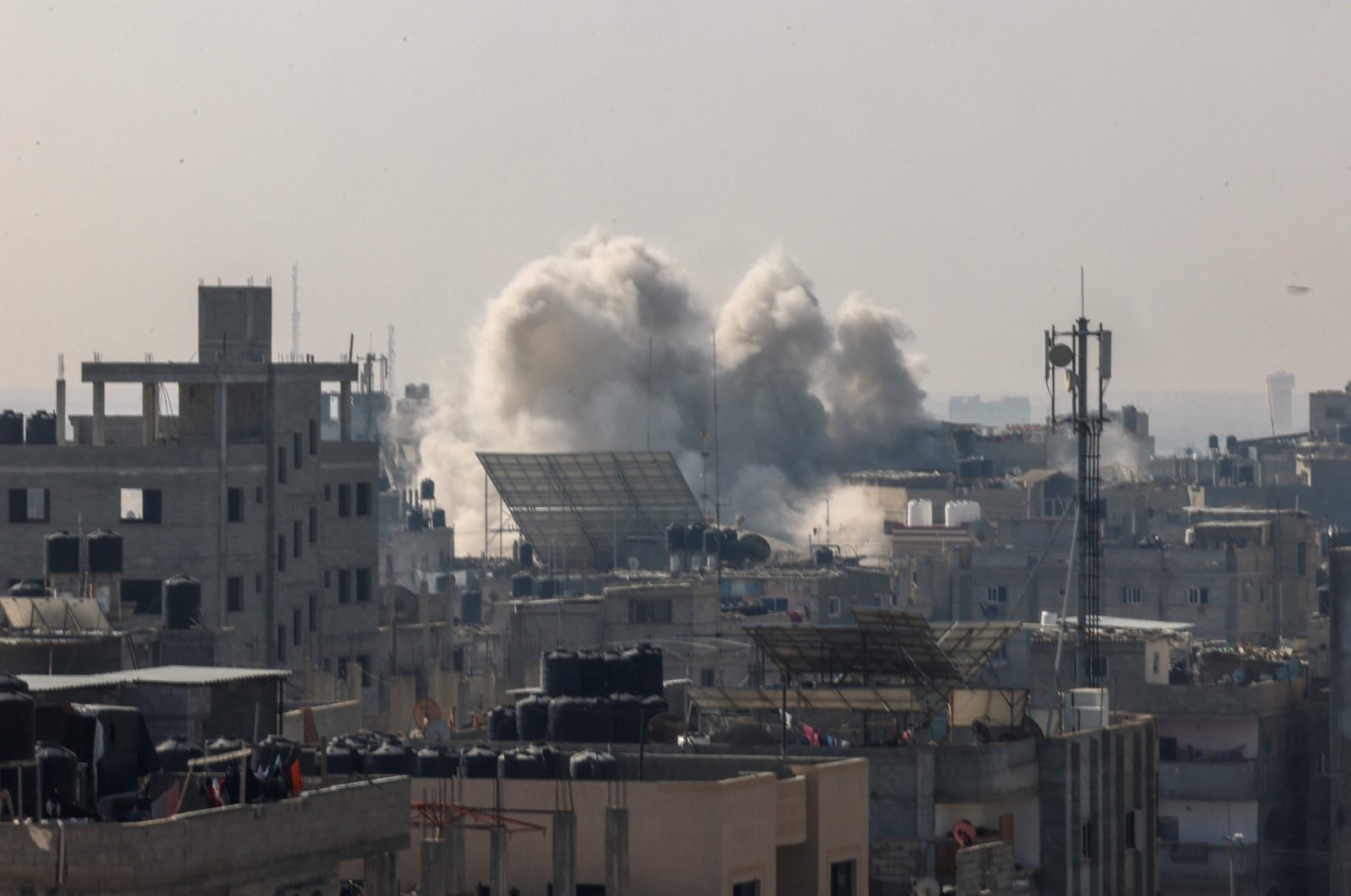 Smoke billows after Israeli bombardment in Rafah in the southern Gaza Strip, Palestine, Nov. 7, 2023. (AFP Photo)