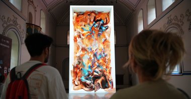 The digital data sculpture &quot;Renaissance Dreams&quot; by Refik Anadol, Antalya, Türkiye, Oct. 6, 2023. (AA Photo)