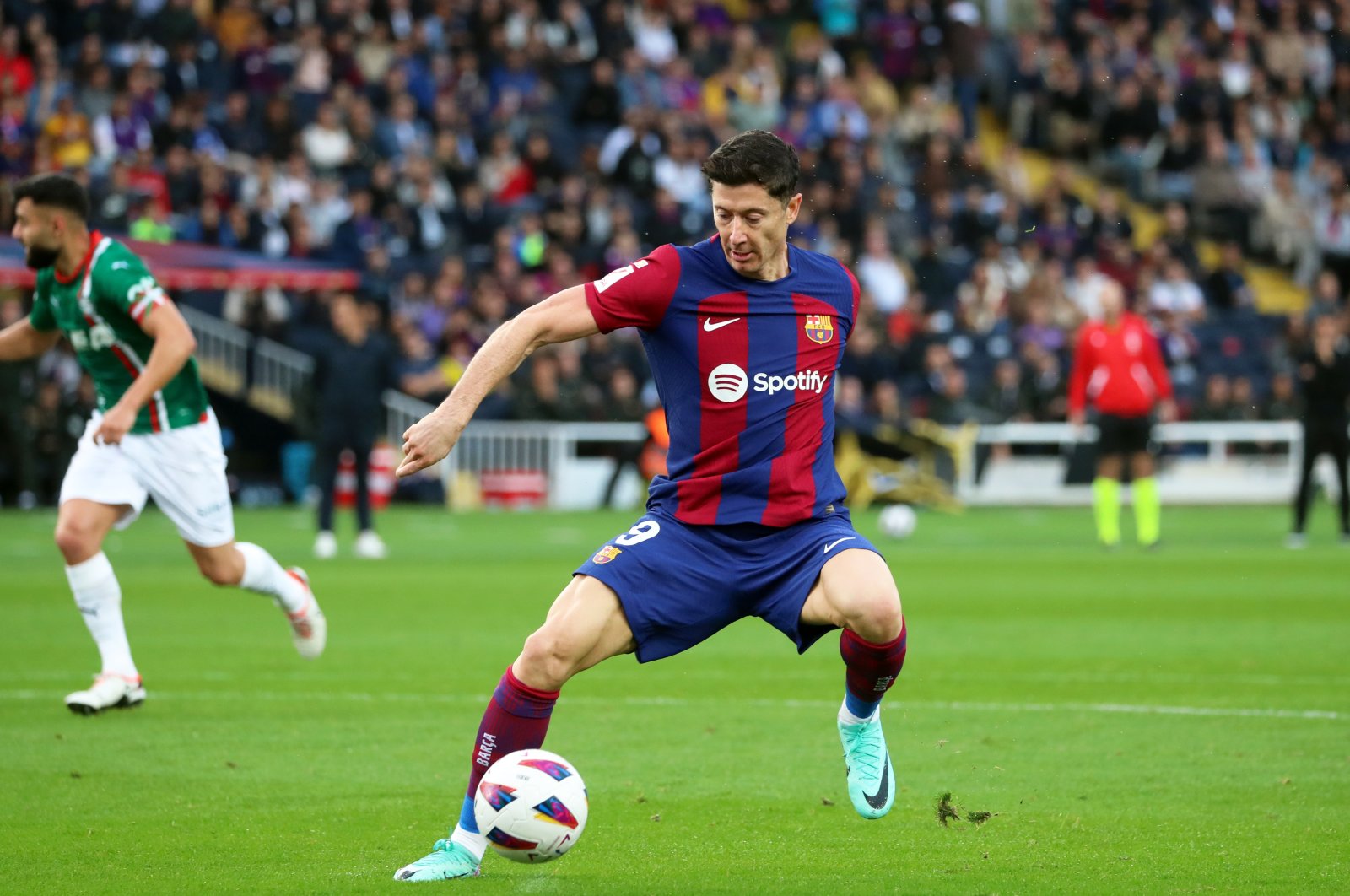 Robert Lewandowski during the La Liga match between FC Barcelona and Deportivo Alaves at the Olympic Stadium Lluis Companys, Barcelona, Spain, Nov. 12, 2023. (Getty Images Photo)