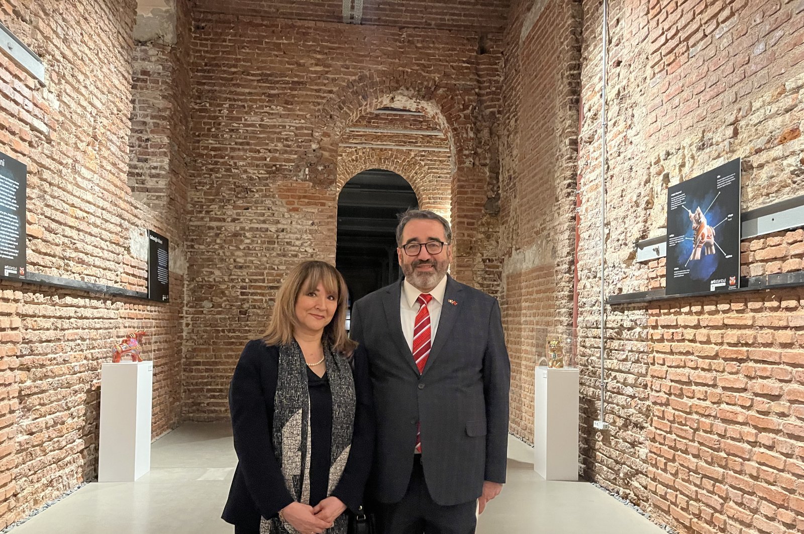 The Ambassador of Peru to Türkiye Cesar De las Casas and his wife pose during the opening of the exhibition, Istanbul, Türkiye, Nov. 9, 2023. (Photo courtesy of Instituto Cervantes)