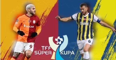 The illustration shows the Turkish Süper Cup logo between Galatasaray&#039;s Mauro Icardi (L) and Fenerbahçe&#039;s Edin Dzeko. (Illustration by Kelvin Ndunga)