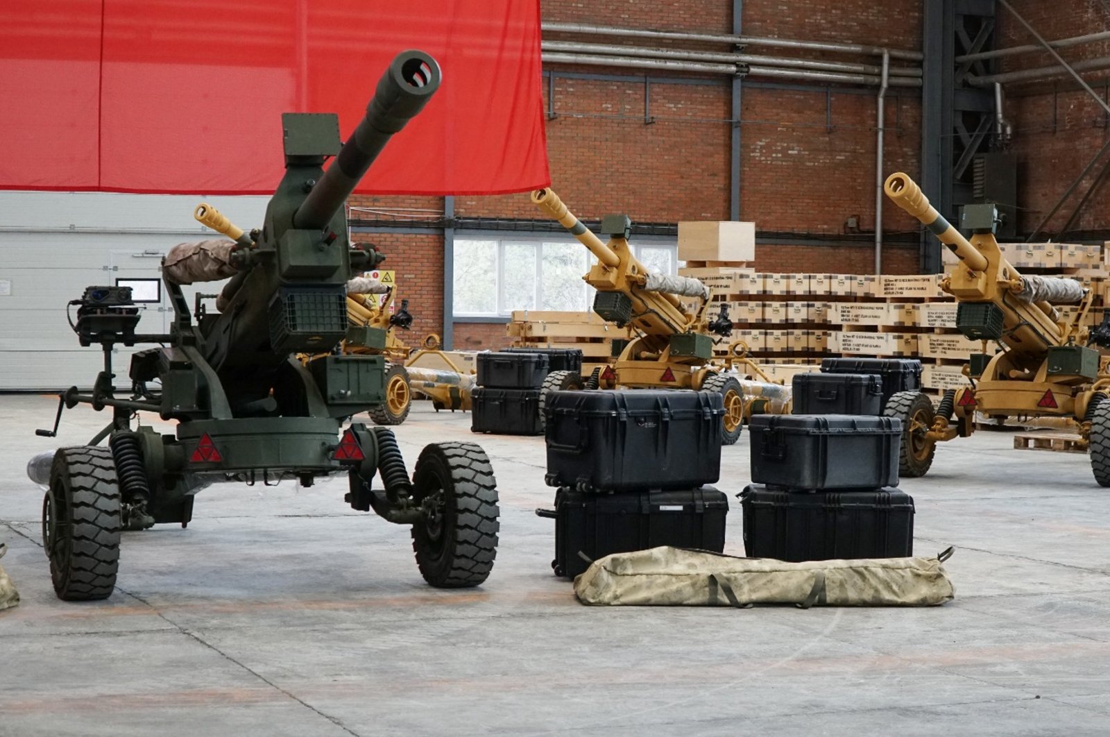 Several 105-millimeter BORAN howitzers are seen at the MKE facilities, unknown location, Türkiye, Nov. 16, 2023. (AA Photo)