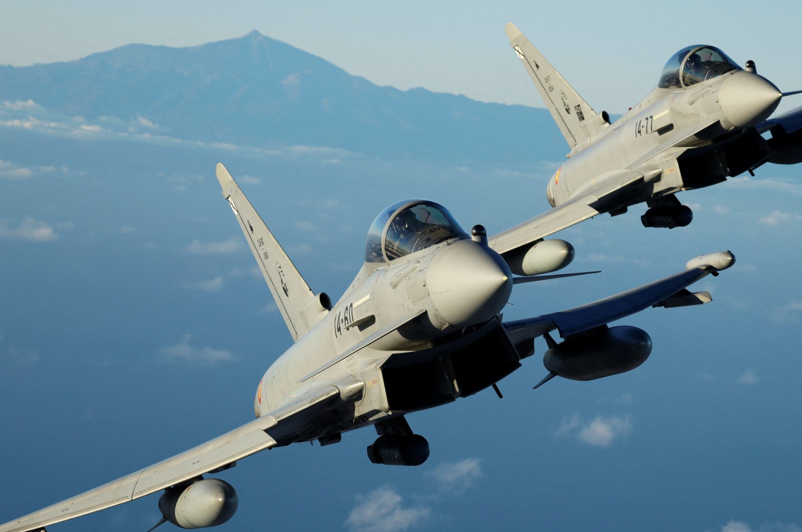 Two Eurofighter EF-2000 fighter aircraft of the Spanish Air Force fly during the Ocean Sky 2023 Military Exercise for advanced air-to-air training in the southern airspace of the Canary Islands, Spain, Oct. 25, 2023. (Reuters File Photo)