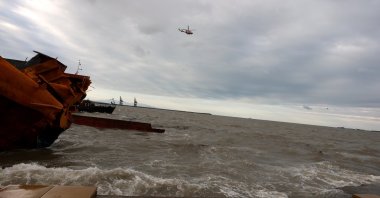 Search and rescue operations by sea and air resume in the area where the ship Kafkamnetler sank, near Zonguldak, northern Türkiye, Nov. 20, 2023. (AA Photo)