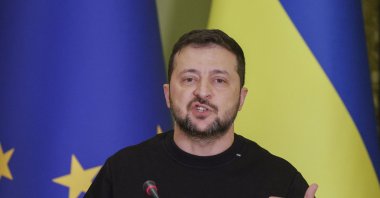 Ukrainian President Volodymyr Zelenskyy addresses a joint press conference with European Commission President Ursula von der Leyen (not pictured) following their meeting in Kyiv, Ukraine, Nov. 4, 2023. (EPA Photo)