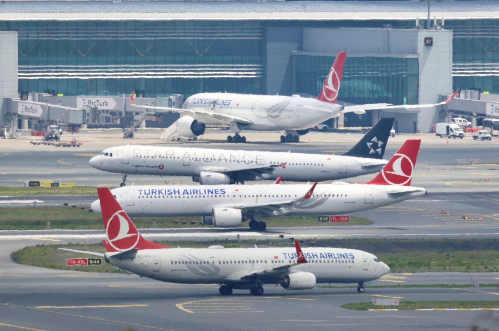 Turkish Airlines (THY) aircraft are pictured on the tarmac of Istanbul Airport in Istanbul, Türkiye, May 23, 2023. (Reuters Photo)