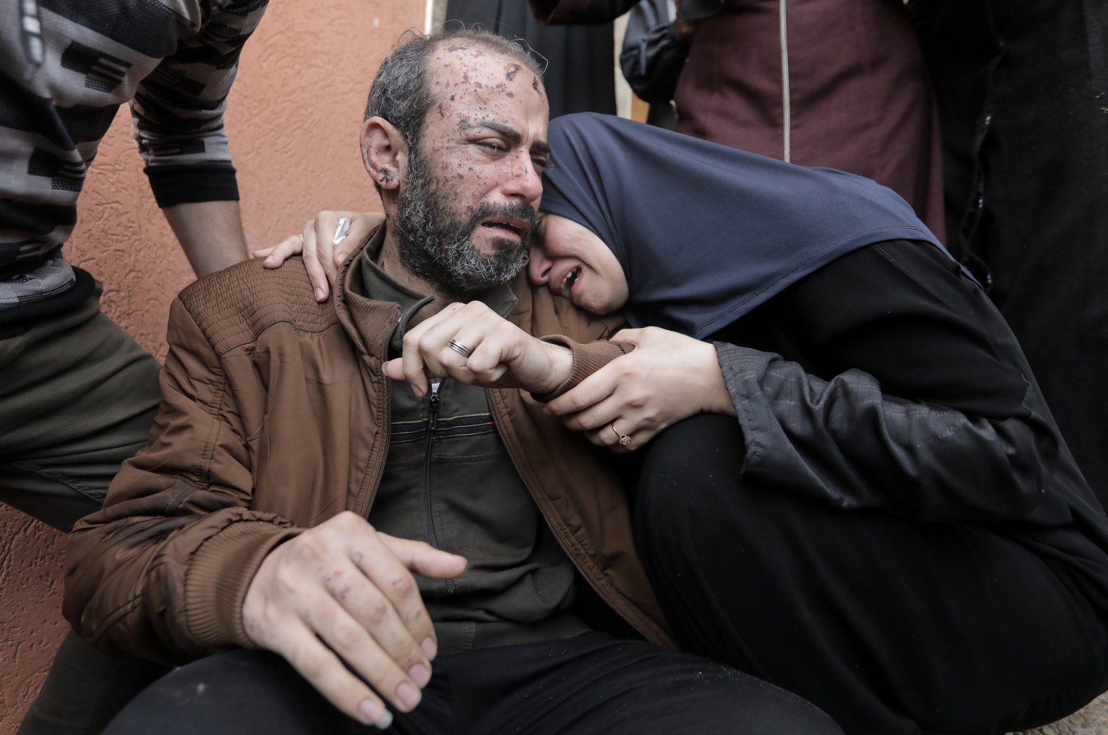 People mourn as they collect the bodies of Palestinians killed in airstrikes in Khan Yunis, Gaza, Palestine, Nov. 19, 2023. (Getty Images Photo)