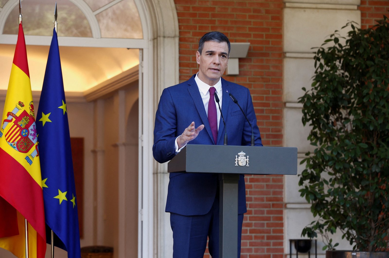 Spain&#039;s Prime Minister Pedro Sanchez addresses a press conference to present the composition of his new government, La Moncloa Palace in Madrid, Nov.20, 2023. (AFP Photo)
