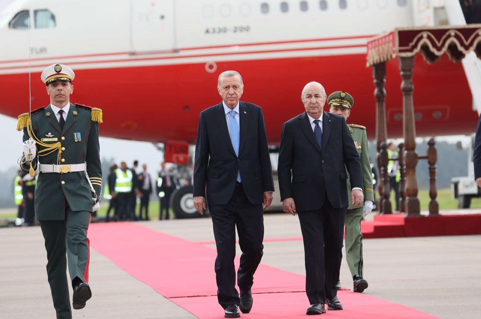 Erdoğan meets Tebboune in Algeria visit amid Gaza conflict