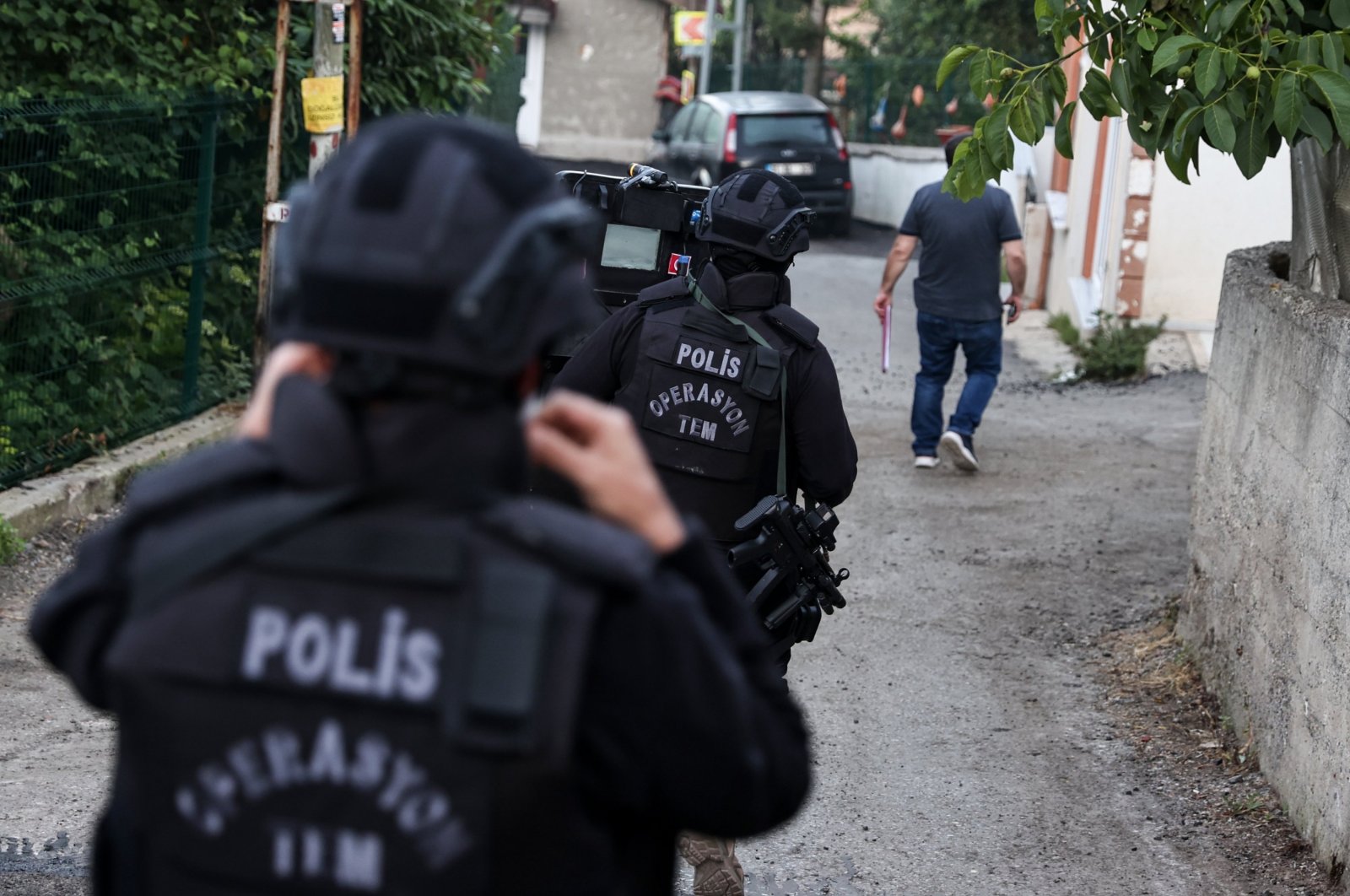 In this undated file photo, Turkish police special forces carry out raids in Istanbul, Türkiye. (AA Photo)