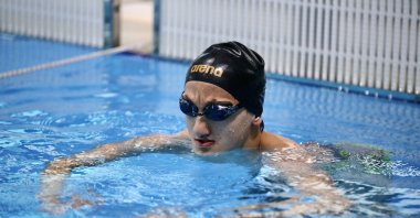 Turkish swimmer Turgut Aslan Yaraman trains for the upcoming Paralympic European Swimming Championships, Giresun, Türkiye, Nov. 23, 2023. (AA Photo)
