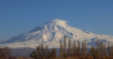 A lenticular cloud is seen at the summit of Mount Ağrı in eastern Türkiye, Nov. 23, 2023. (AA Photo)