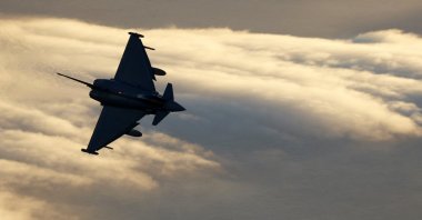 A Eurofighter EF-2000 fighter aircraft of the Spanish Air Force flies during the Ocean Sky 2023 Military Exercise for advanced air-to-air training in the southern airspace of the Canary Islands, Spain, Oct. 25, 2023. (Reuters Photo)