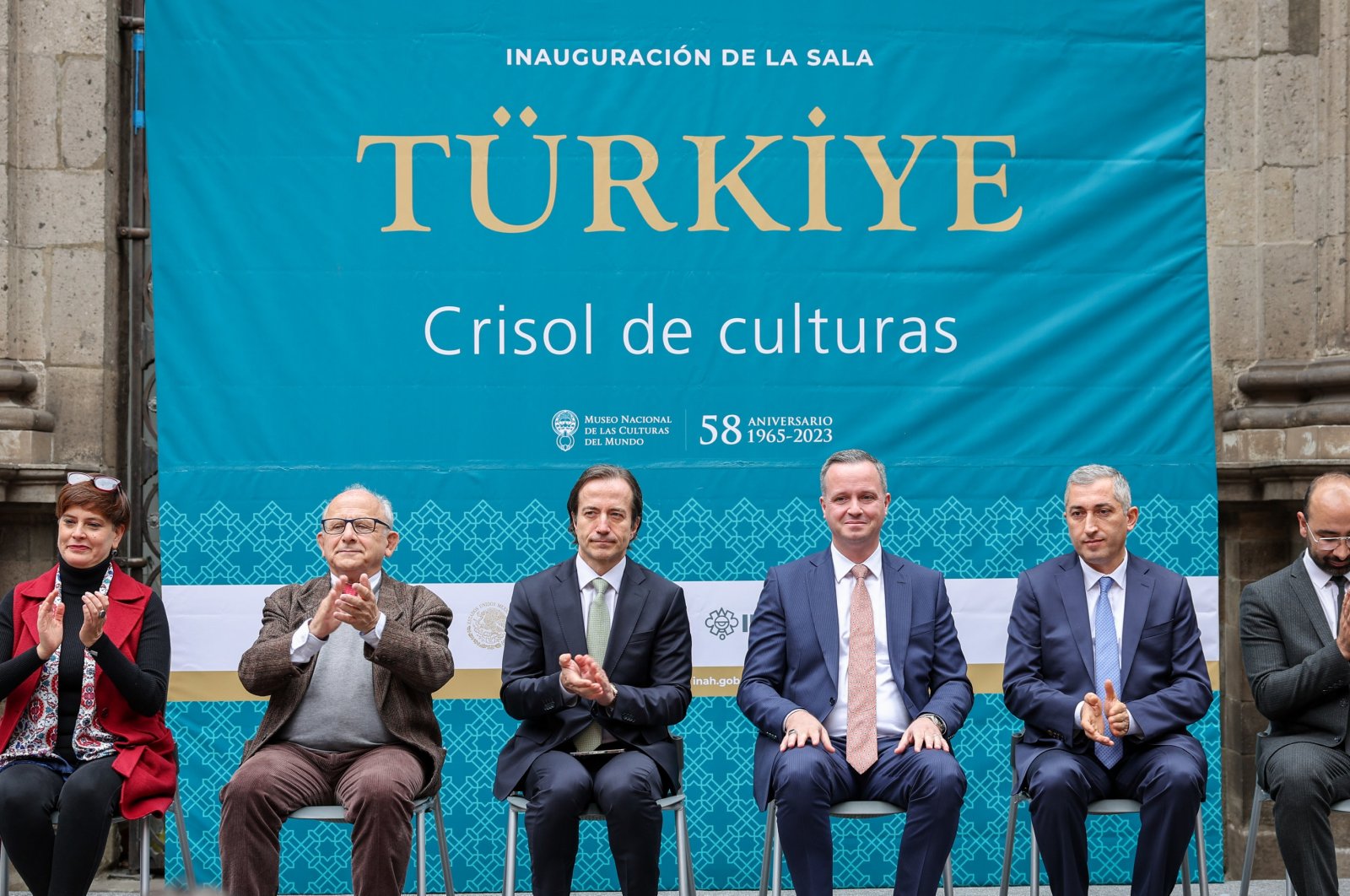 Serkan Kayalar (R3) and Türkiye&#039;s Ambassador to Mexico, İlhan Kemal Tuğ (left 3), at the opening ceremony of Türkiye Hall, Nov. 23, 2023, Mexico City, Mexico. (AA Photo)