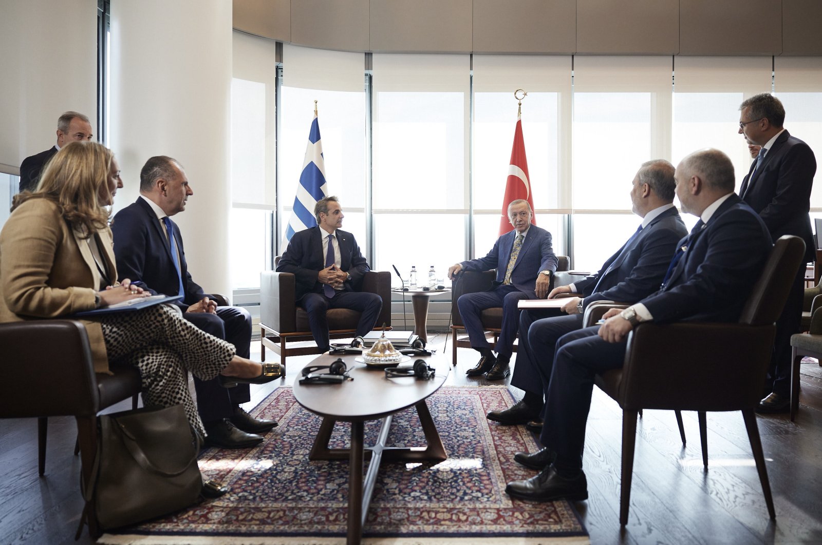 Turkish and Greek delegations led by Greek Prime Minister Kyriakos Mitsotakis (C-L) and President Recep Tayyip Erdoğan (C-R), attend a meeting in New York, U.S., Sept. 20, 2023. (AP Photo)