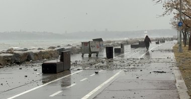 The southwester is seen effective in Kadikoy, Istanbul, Türkiye, Nov. 29, 2023. (DHA Photo)