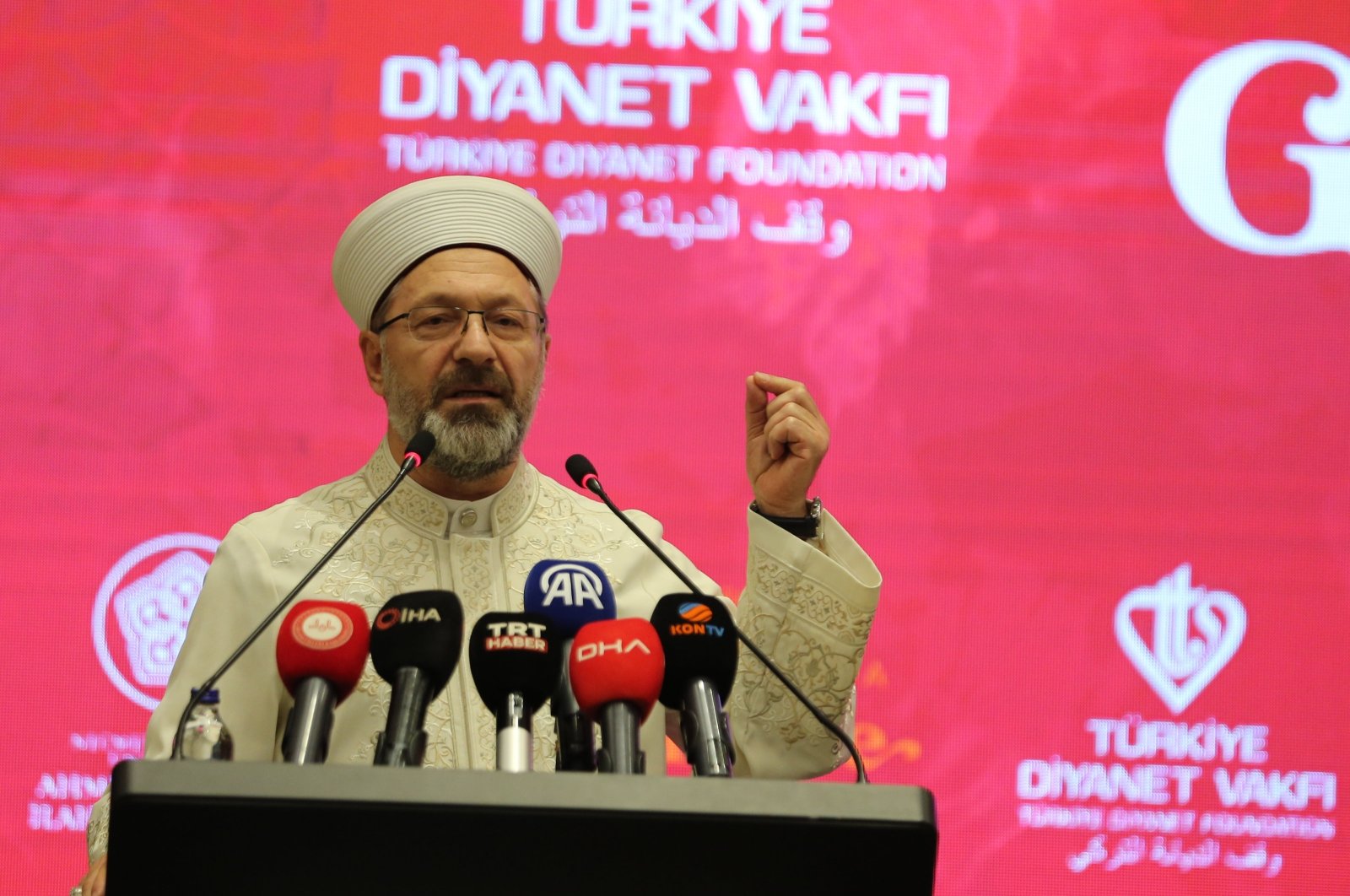 Presidency of Religious Affairs (Diyanet) head Ali Erbaş is speaking at a symposium in Konya, Türkiye, Dec.1, 2023 (AA Photo)