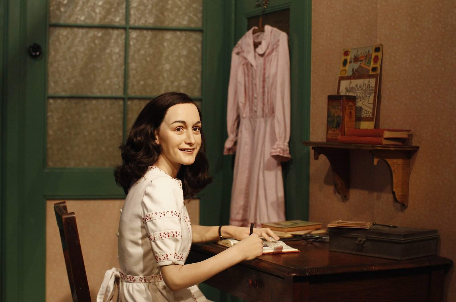 A wax figure of Anne Frank and a reconstruction of the family&#039;s hideout is unveiled at Madame Tussauds in Berlin, Germany, March 9, 2012. (Getty Images Photo)