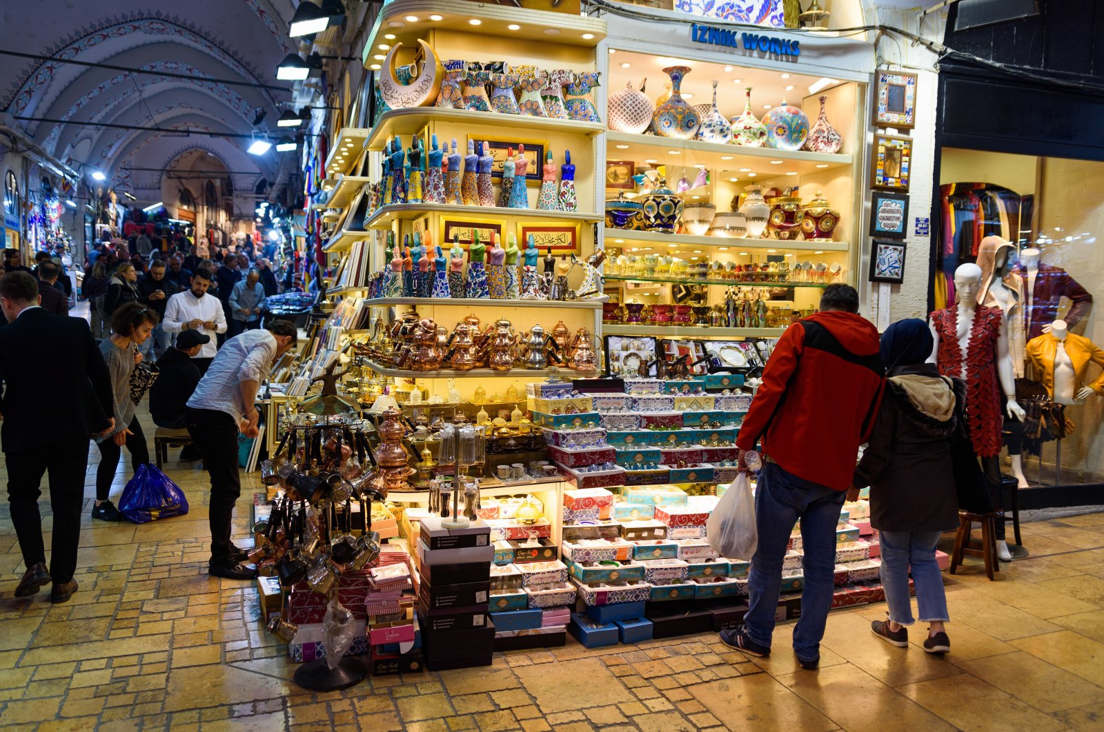 People are seen shopping at a bazaar in Istanbul, Türkiye, May 12, 2023. (Reuters Photo)