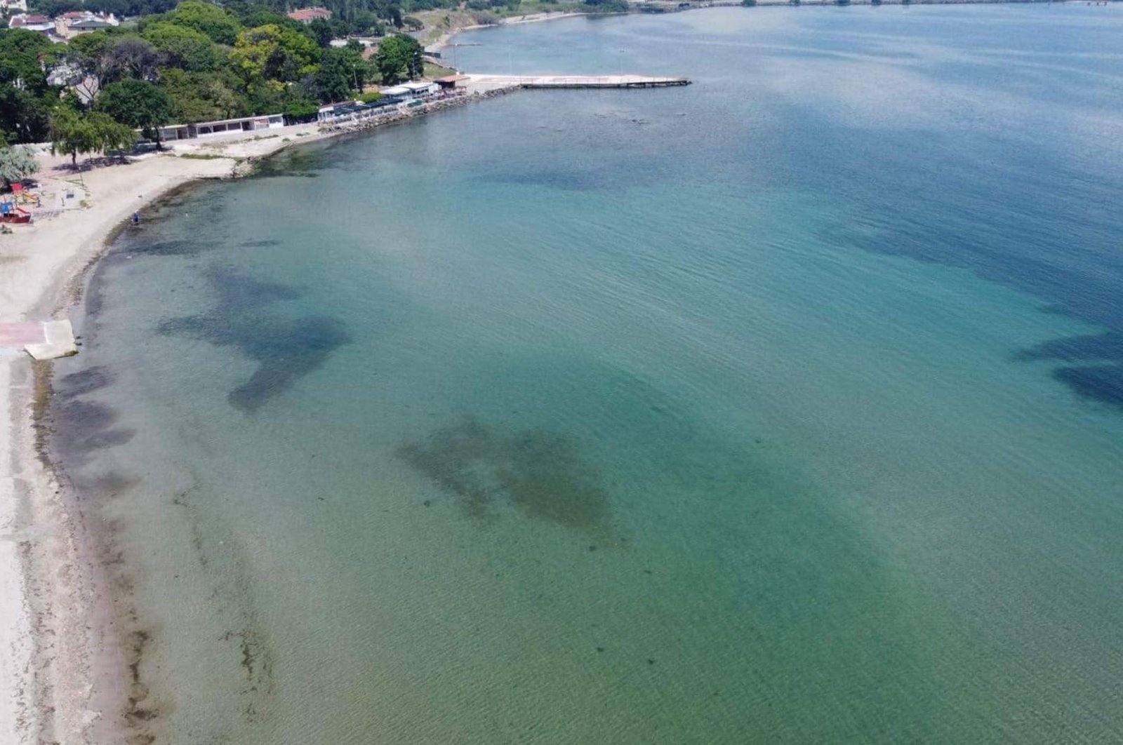 The Marmara Sea&#039;s water temperature surged by 2.5 degrees Celsius (4.5 degrees Fahrenheit), Tekirdağ, Türkiye, Dec. 4, 2023. (DHA Photo)