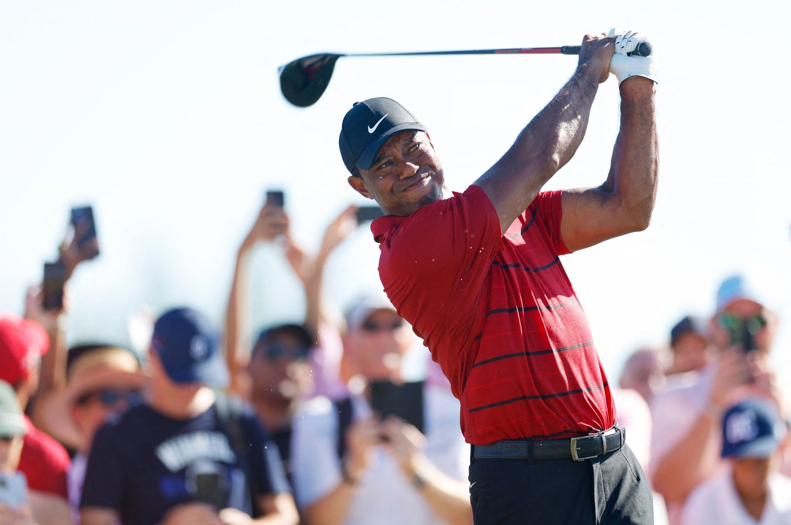 Tiger Woods plays his shot from the 15th tee during the final round of the Hero World Challenge, Albany Golf Course, Nassau, Bahamas, Dec. 3, 2023. (AFP Photo)