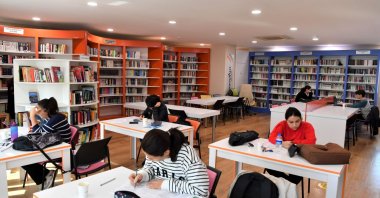 Students are seen studying in Konyaaltı Municipality Library, Antalya, Türkiye, Dec. 5, 2023. (IHA Photo)