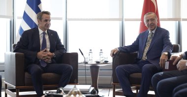 President Recep Tayyip Erdoğan (R) meets with Greek Prime Minister Kyriakos Mitsotakis on the sidelines of the United Nations General Assembly in New York, U.S., Sept. 20, 2023. (AP Photo)