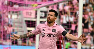 Inter Miami's Argentine forward Lionel Messi celebrates after scoring the team's first goal during the Leagues Cup football match between Inter Miami CF and Atlanta United FC at DRV PNK Stadium in Fort Lauderdale, Florida, U.S., July 25, 2023. (AFP Photo)