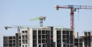New buildings for earthquake survivors are under construction in Diyarbakır, southeastern Türkiye, Aug. 26, 2023. (Reuters Photo)