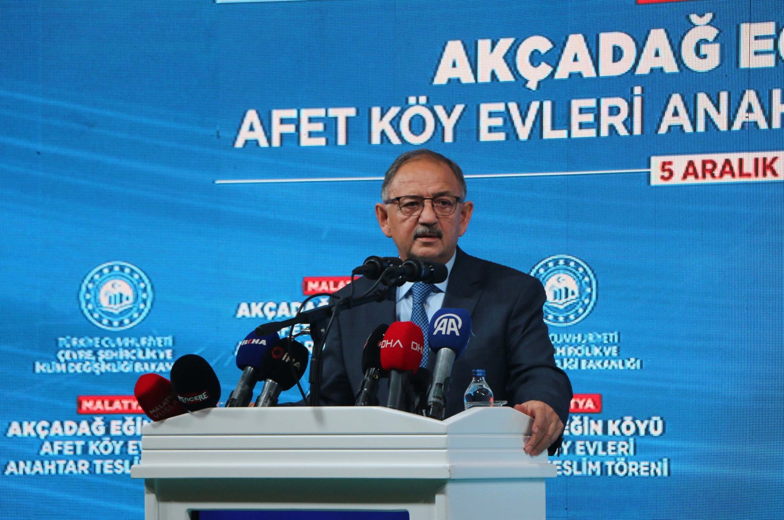 Environment, Urbanization and Climate Change Minister Mehmet Özhaseki at a home handover ceremony in earthquake-hit Malatya, Türkiye, Dec. 5, 2023. (IHA Photo)