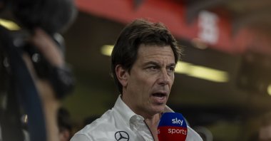 Toto Wolff talks to media after the the F1 Grand Prix of Abu Dhabi at Yas Marina Circuit, Abu Dhabi, UAE, Nov. 26, 2023. (Getty Images Photo)